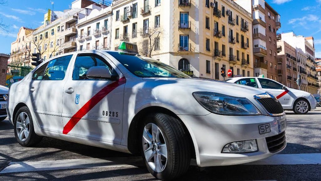 Taxi Pinto Madrid