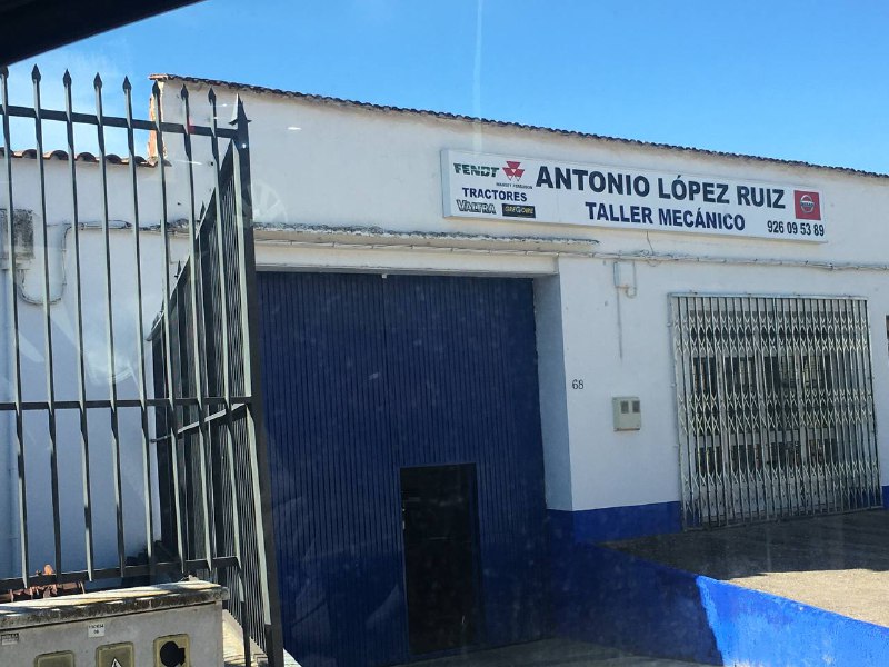 Taller Mecanico Antonio Lopez — Exterior