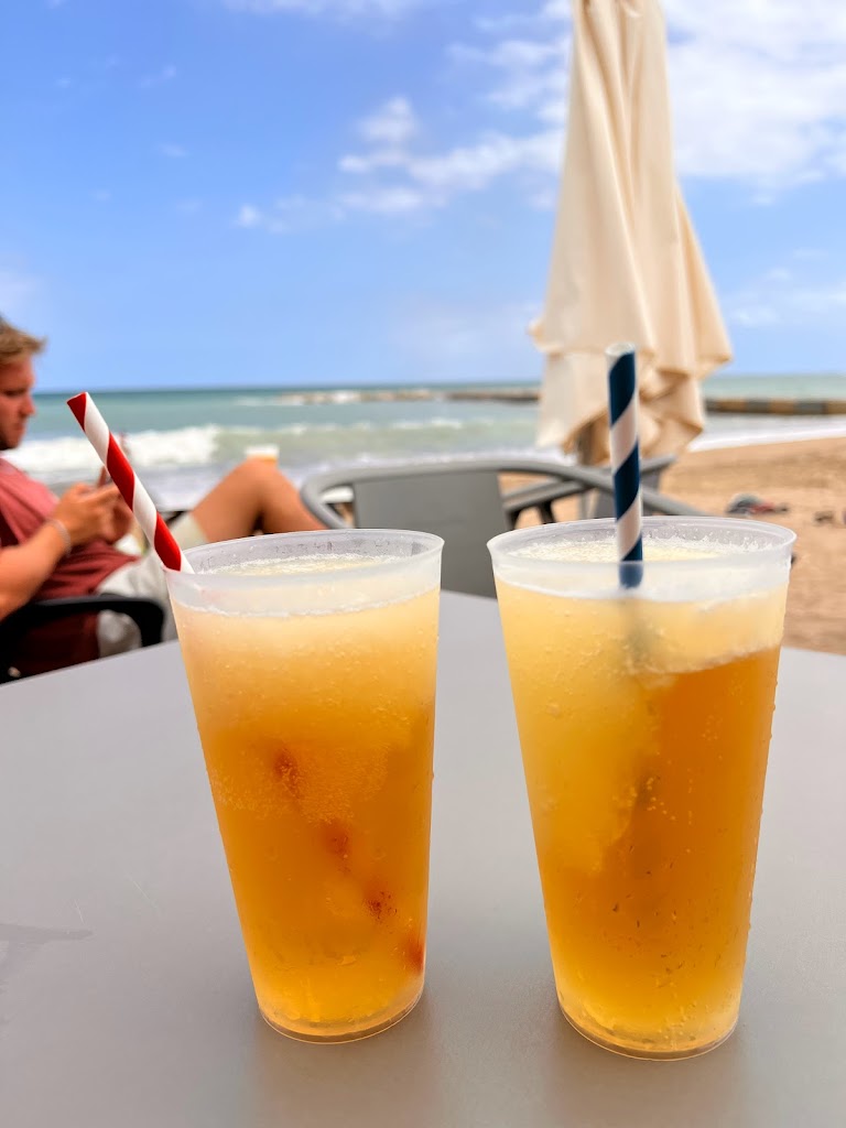 Xiringuito de platja "El Sesgat"