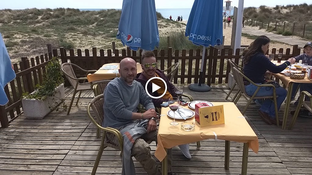 Chiringuito La Gola Playa — Videos