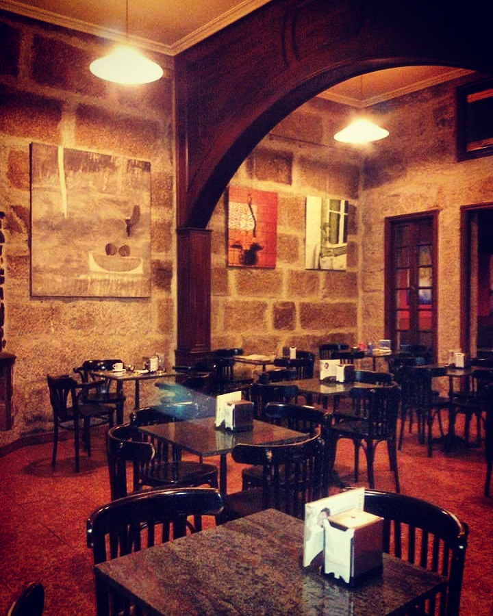 La Rosa Negra cafe-bar — Ambiente