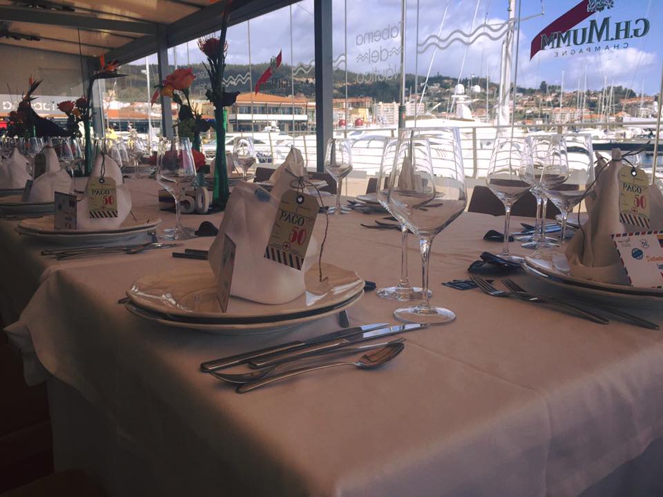Taberna del Nautico Sanxenxo — Ambiente