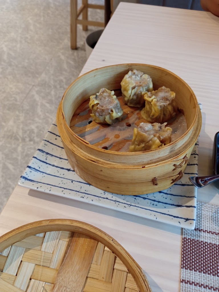 Restaurante MIFAN & SUSHI — Dim sum