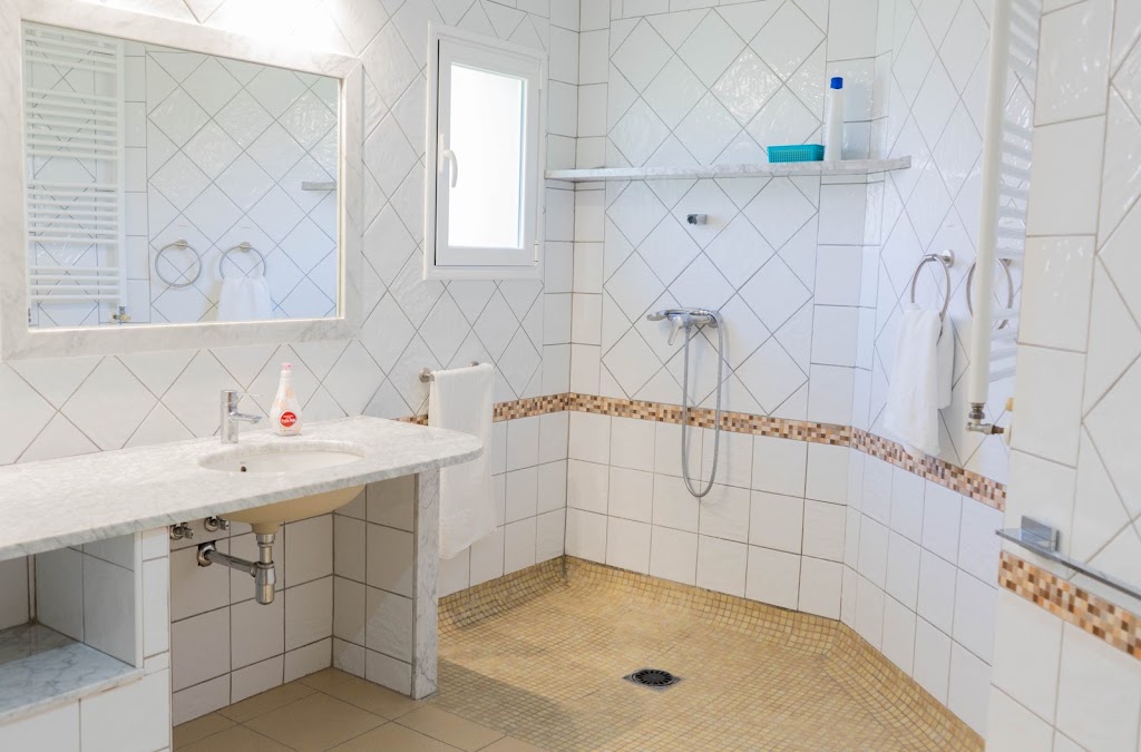 Nuestra Sra. de La Antigua, Residencia Geriatrica — Habitaciones
