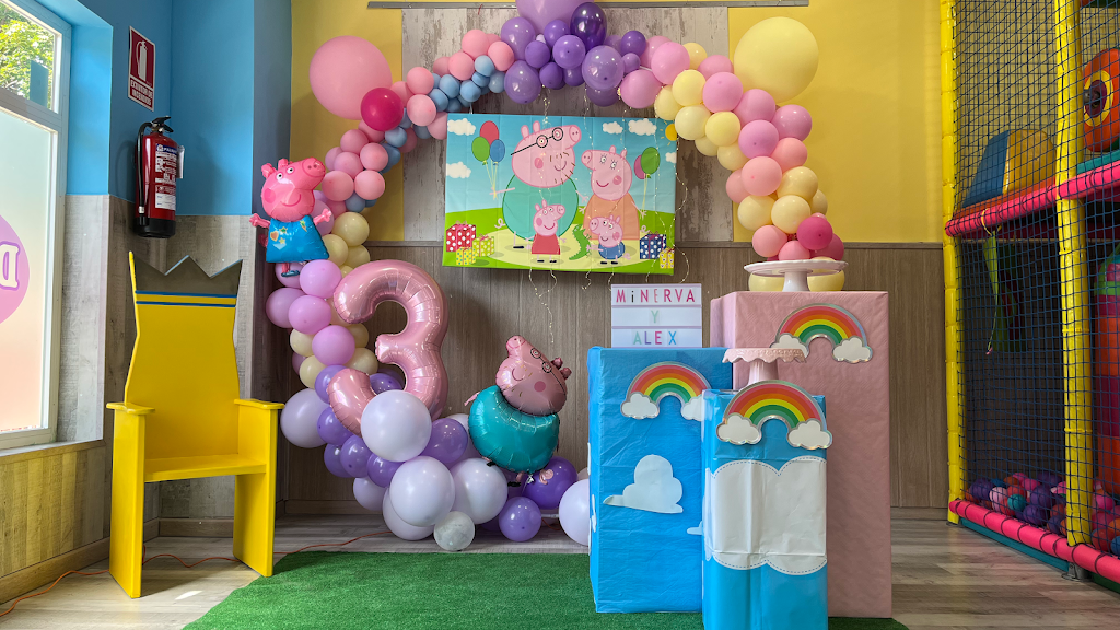 Sala DiverArea Rivas . Parque de bolas. Alquiler sala cumpleanos . Eventos infantiles y familiares