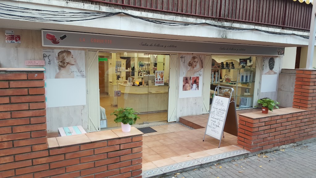 La Coquette — Exterior