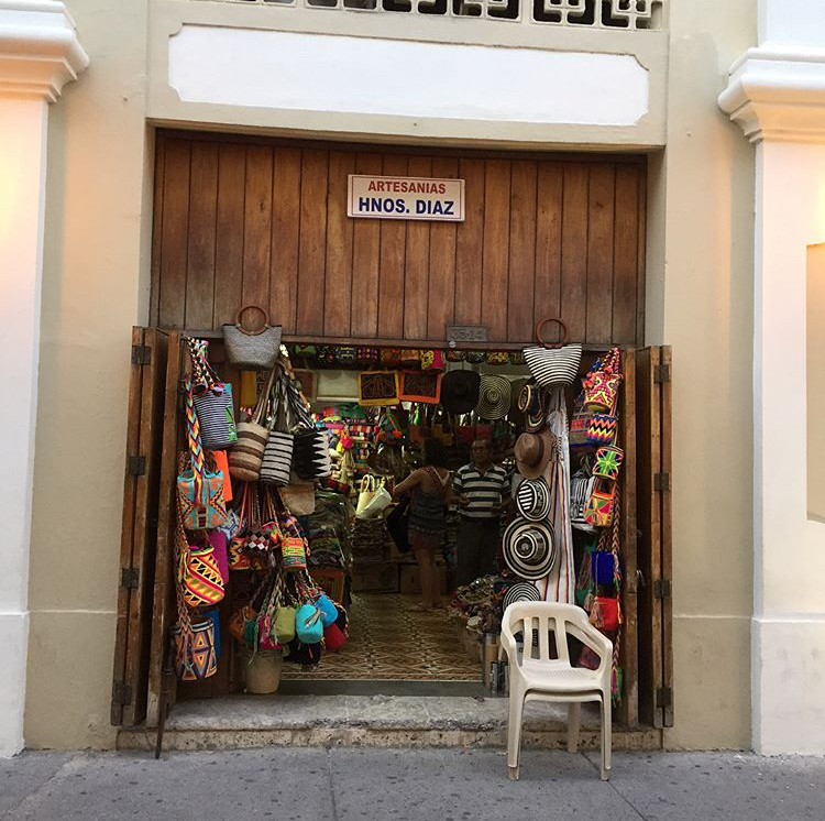 ARTESANIAS Hermanos Diaz