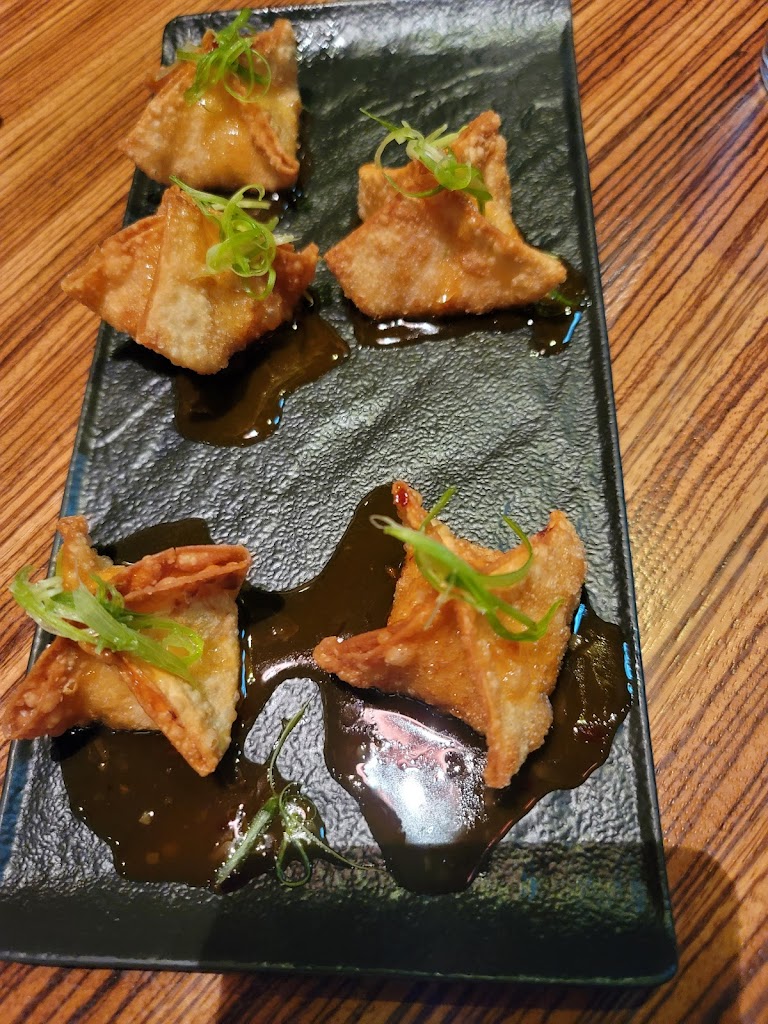 Ling & Louie's Asian Bar and Grill