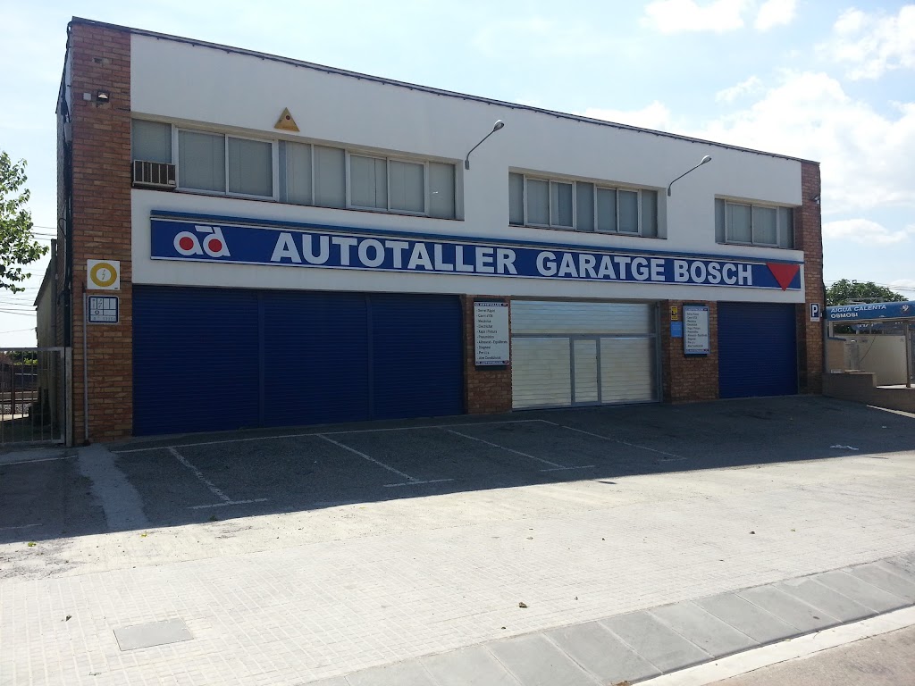 Garaje Bosch — Exterior