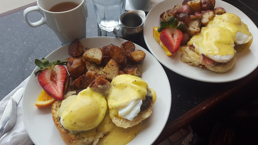 Eggs Benedict