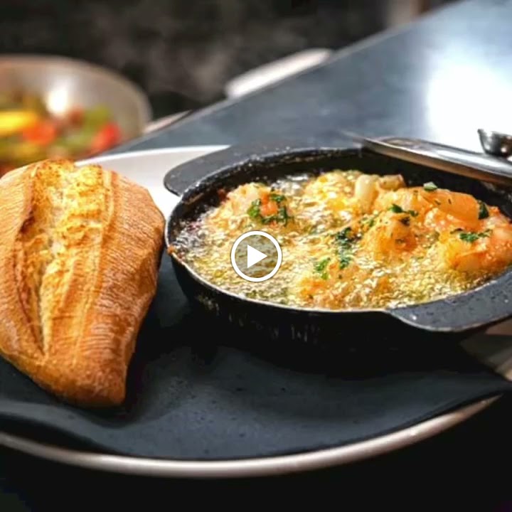 Papi's Grill Playa del Ingles — Videos