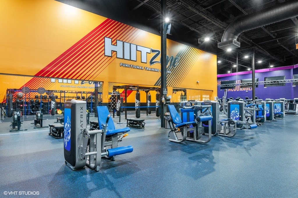  Crunch Fitness - Matthews