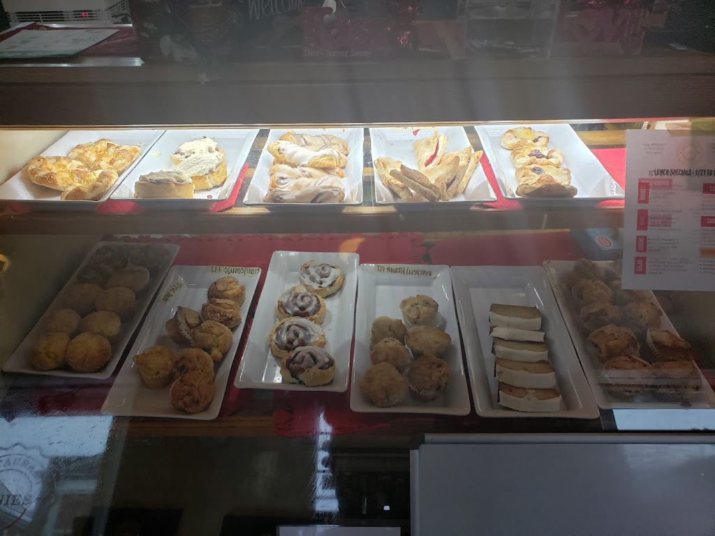 Nonie's Restaurant & Bakery in Peterborough