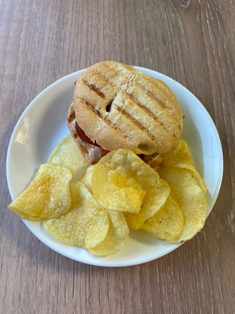 Cerveceria Mi Nerea — Comida y bebida