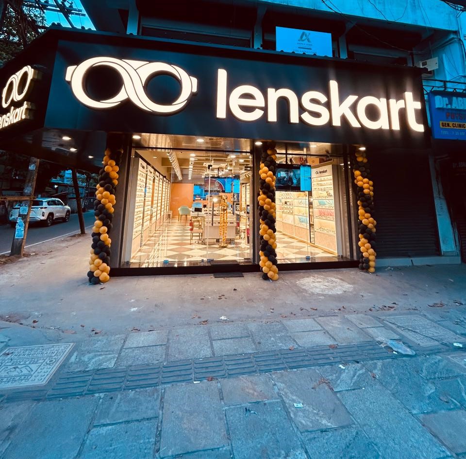 Lenskart Com At Kadavanthara Road Kaloor