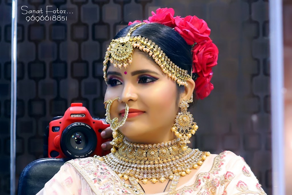 Brush Up By Vanshika Makeup Nail Art Studio Bridal Makeup Pre Bridal Makeup Rebonding Salon Beauty Parlour In Kanpur