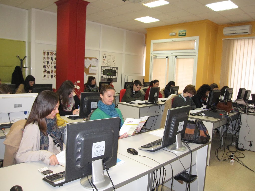 Centro de Estudios CEAT S.L. — Del propietario
