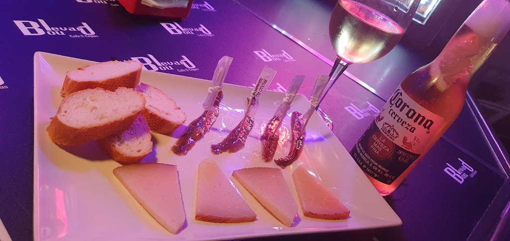 Boulevard Cafe & Copas. — Mas recientes