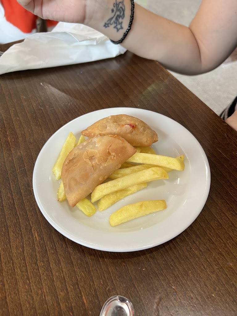 Rincon de Tapas — Comida y bebida