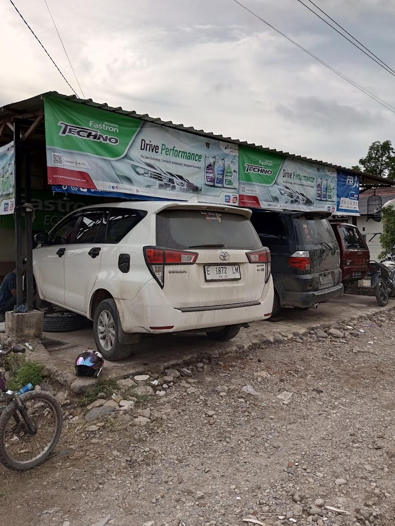 BENGKEL MOBIL KELUARGA AUTO SERVICE