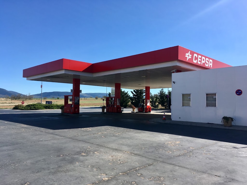 Estacion de servicio Cepsa — Exterior