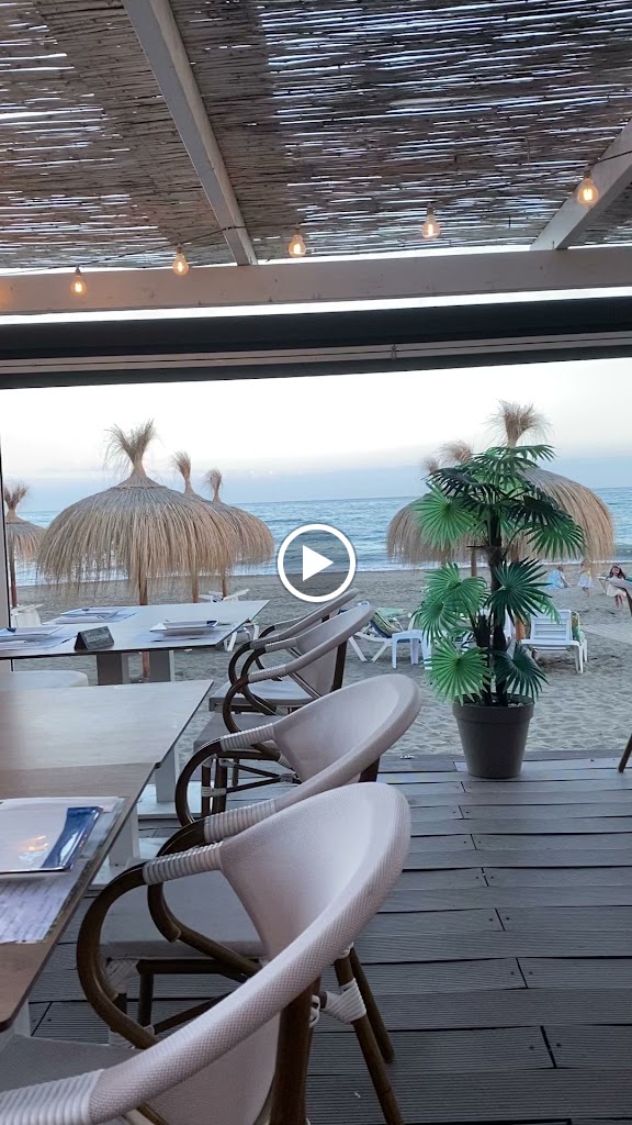 Chiringuito Oasis Beach Restaurant Rincon De La Victoria — Ambiente