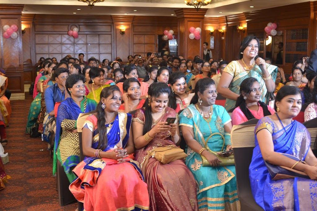 Sreeya Beauty Parlour Herbal Womens