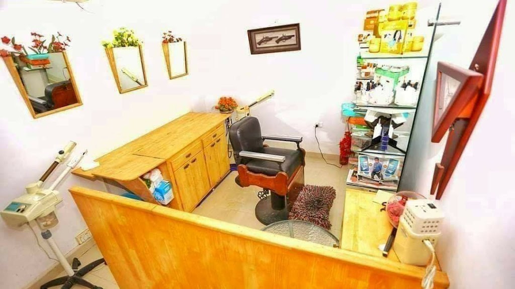 Mano Face Value Men S Spa Hair Saloon
