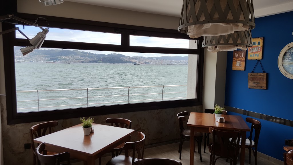 Bar Ovella Negra — Ambiente