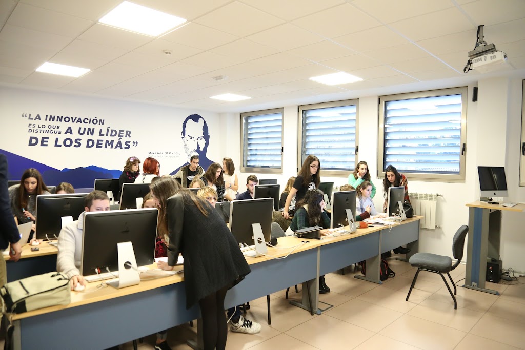 Cesine Centro Universitario