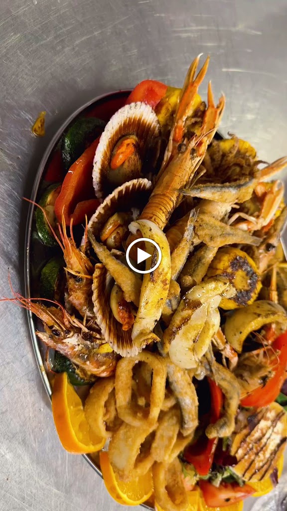 BAR RESTAURANTE CAN MARIO — Videos