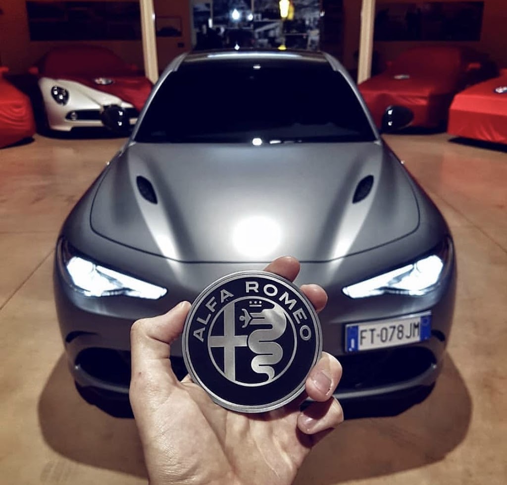 Concesionario oficial DR, Evo, DFSK y Swm. Servicio oficial Jeep, Fiat y Alfa Romeo — Del propietario