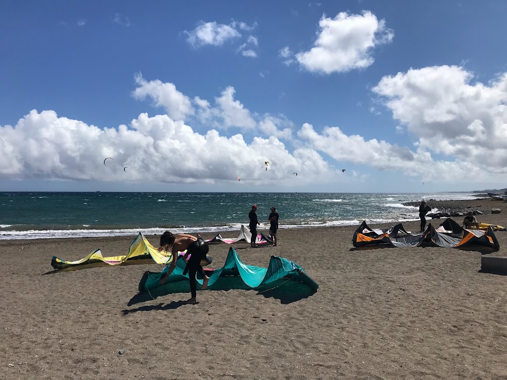 International kitesurf school