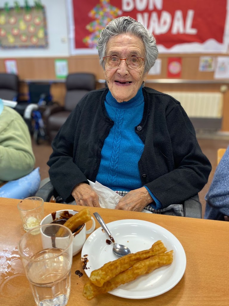 Residencia Meran Colaboradora Generalitat — Comida y bebida