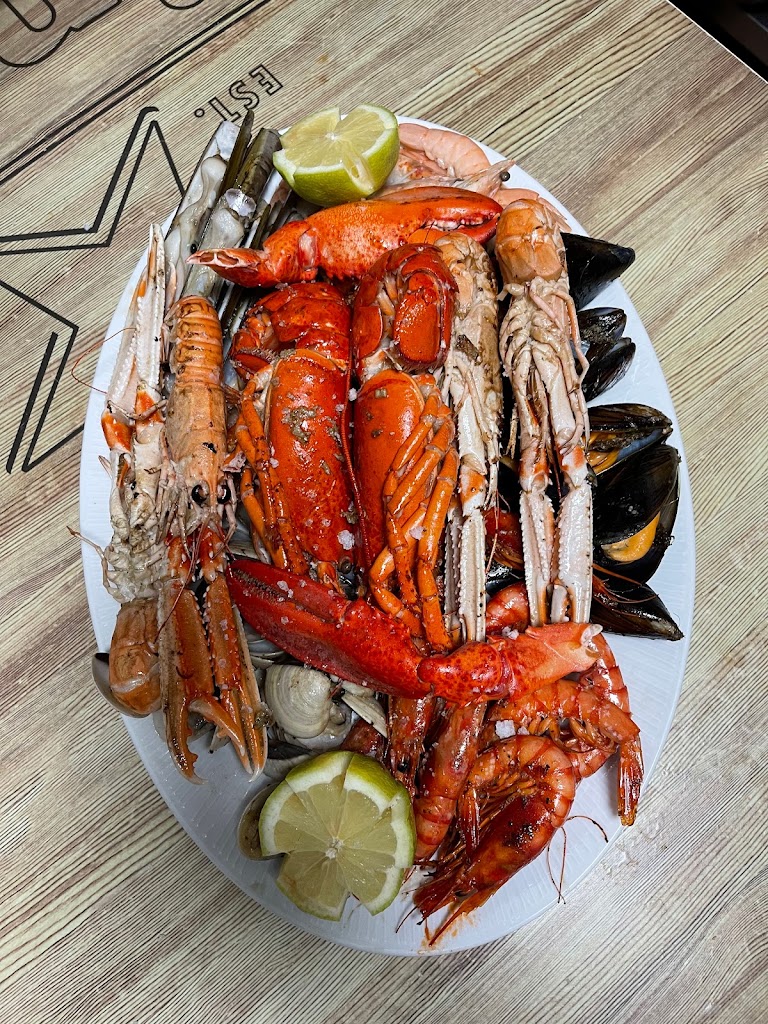 Bar Camarero — Comida y bebida