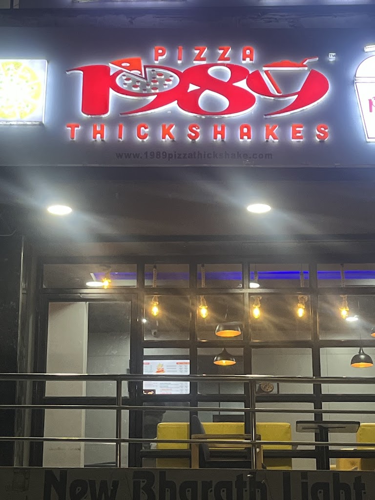 1989 Pizza Thickshake S Uppal