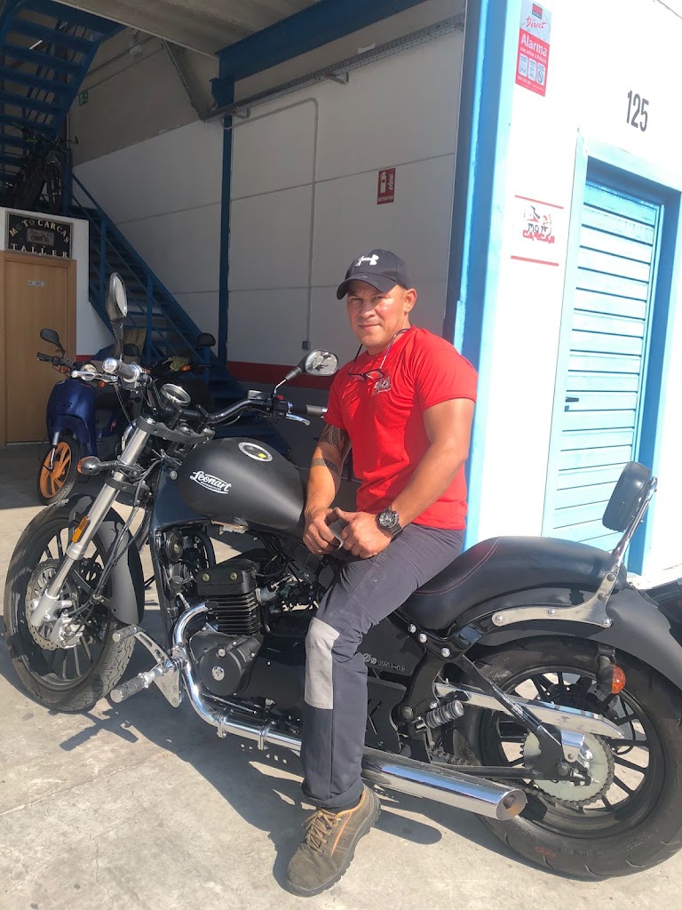 TALLER MOTO CARCAS — Del propietario