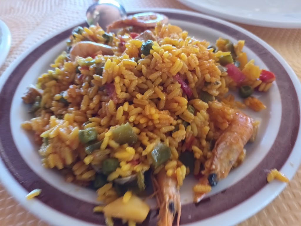 Chiringuito La Gola Playa — Paella