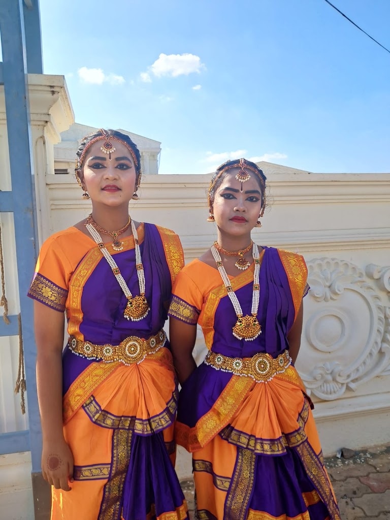 Savitha Beauty Heaven And Makeover Studio