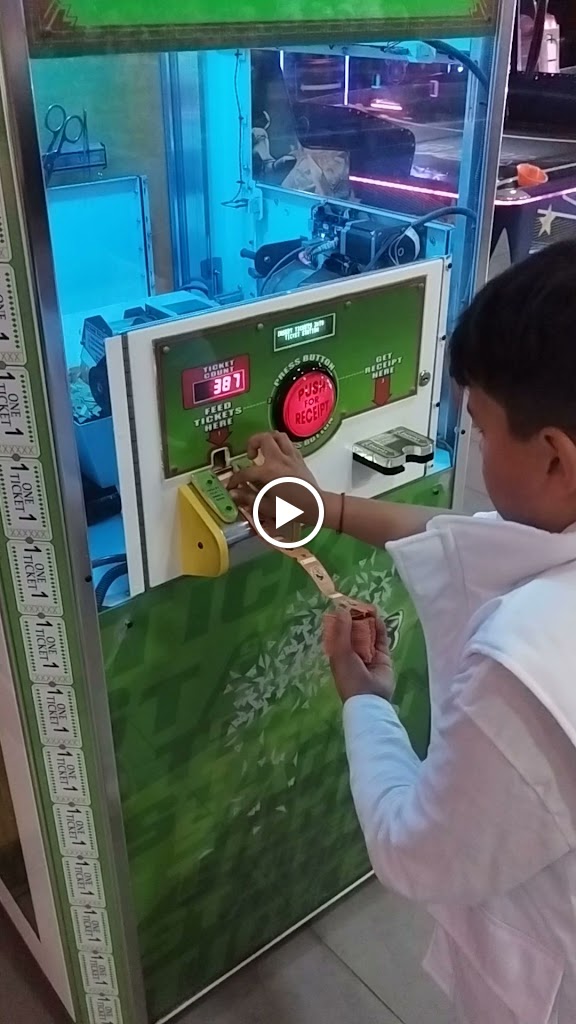 Desarrollos Comerciales y de Ocio Lorca — Videos