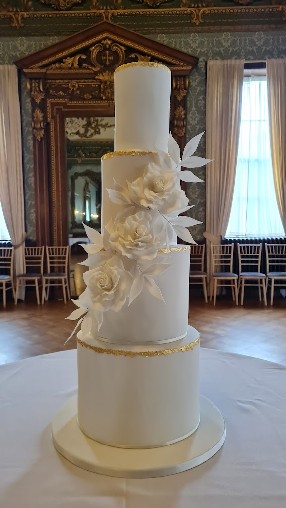 Fiona Hackshall Wedding Cakes