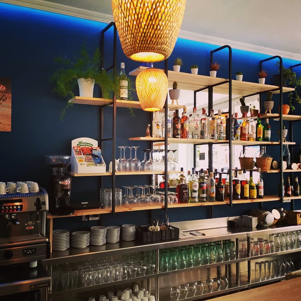 Cafeteria Bar La Hora — Ambiente