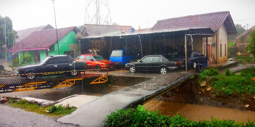 Bengkel Mobil Suka Hati