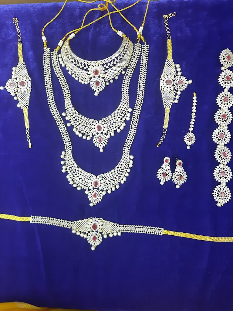 Kirishi Beauty Parlour