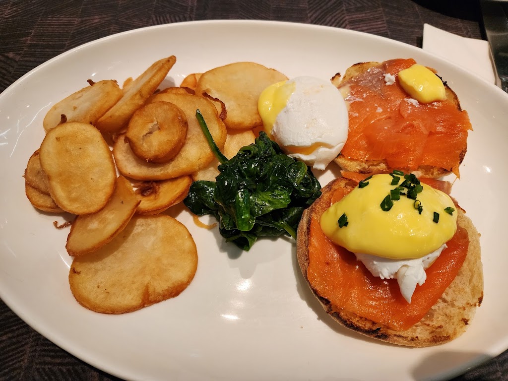 Eggs Benedict