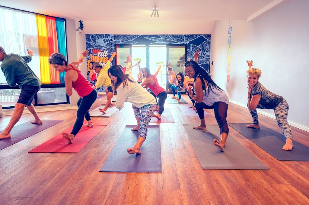  Sol Seek Yoga • El Porto