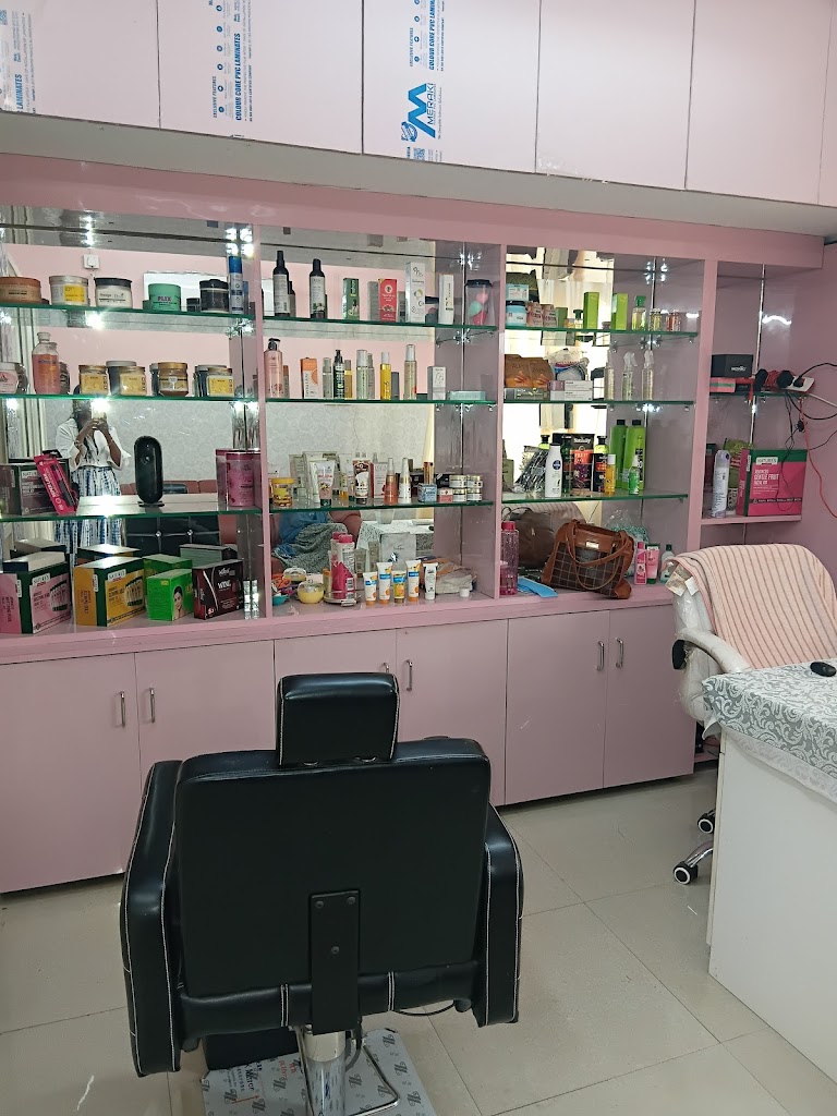 Pink Beauty Parlour