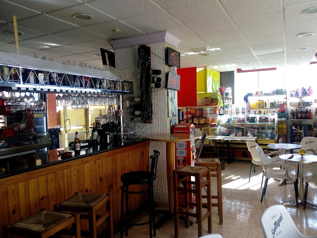 Cafe Bar Arrebato — Ambiente