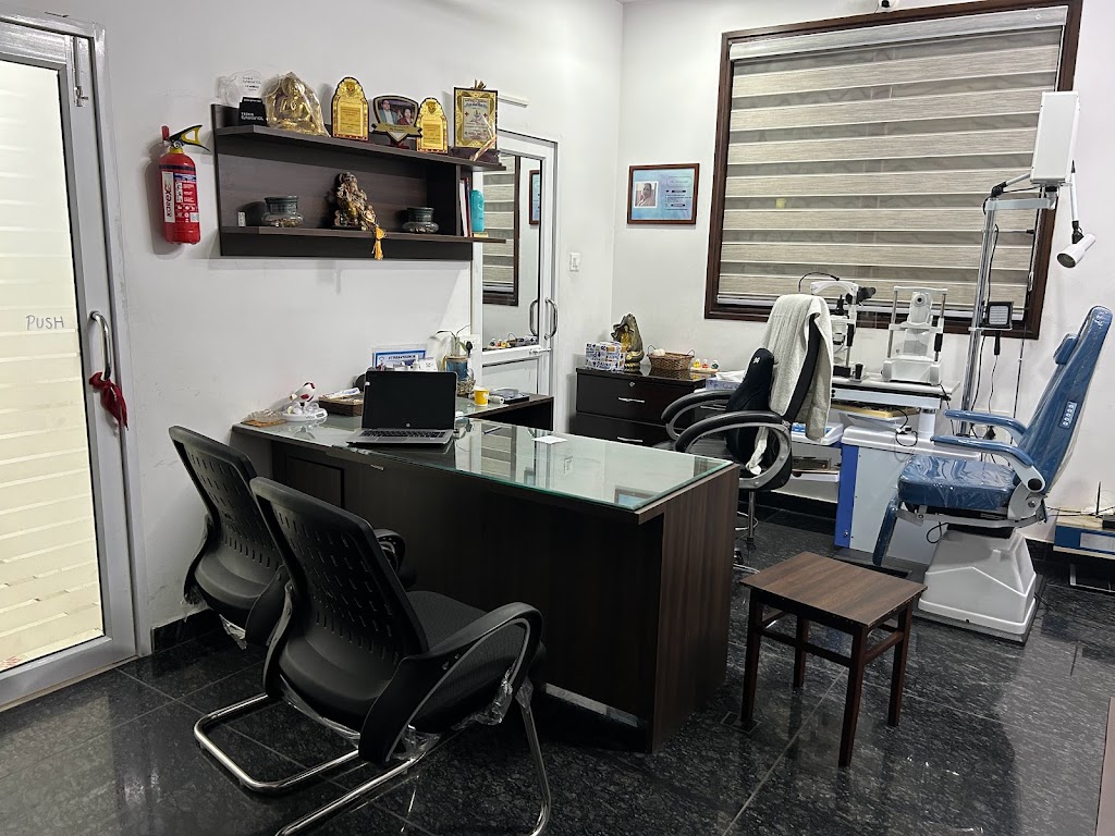 Jyotirmaya Netralaya Best Eye Hospital Cataract Glaucoma Squint Retina Pediatric Services