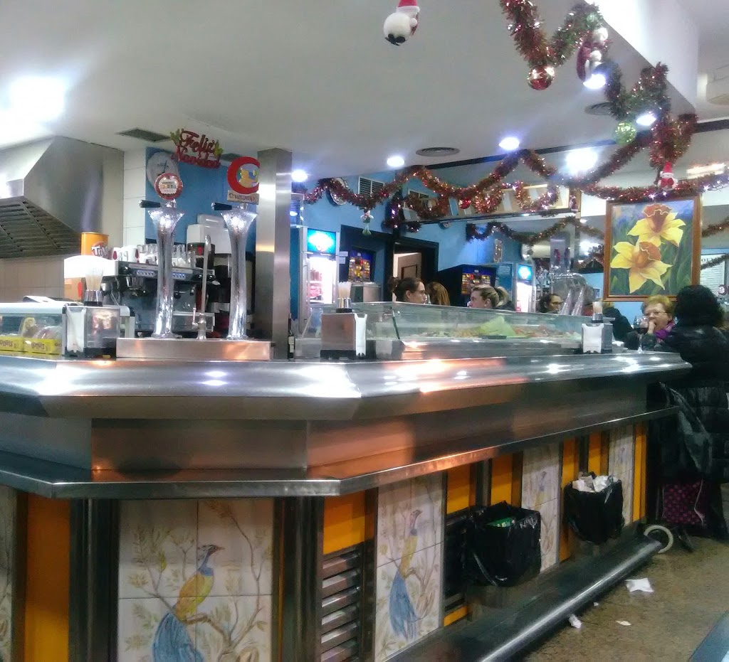 Cafeteria Napoles II Pizzeria — Ambiente